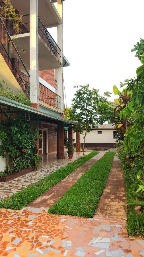 Apart Hotel Las Guayabas Puerto Iguazú Dış mekan fotoğraf