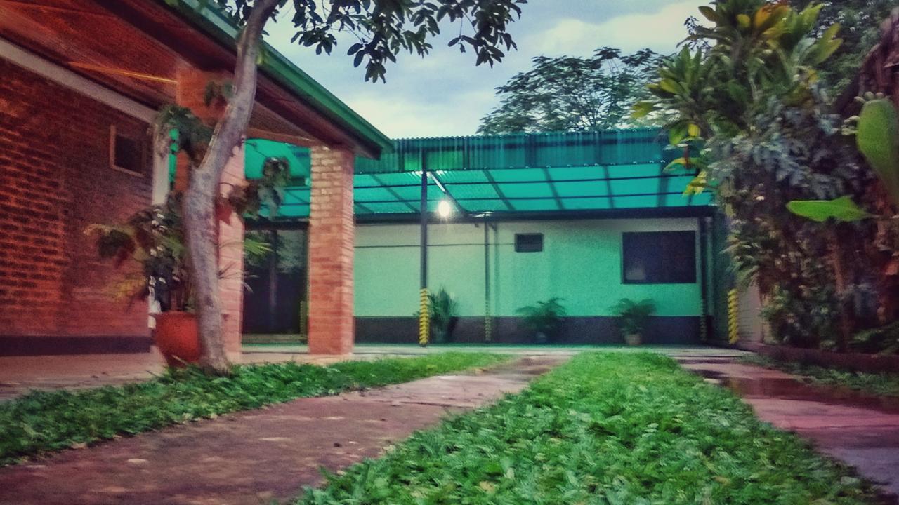 Apart Hotel Las Guayabas Puerto Iguazú Dış mekan fotoğraf